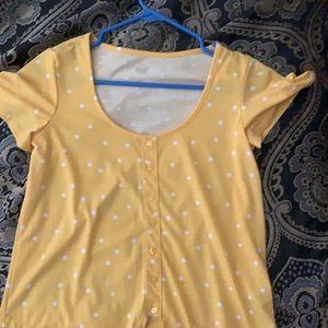 A yellow summer shirt